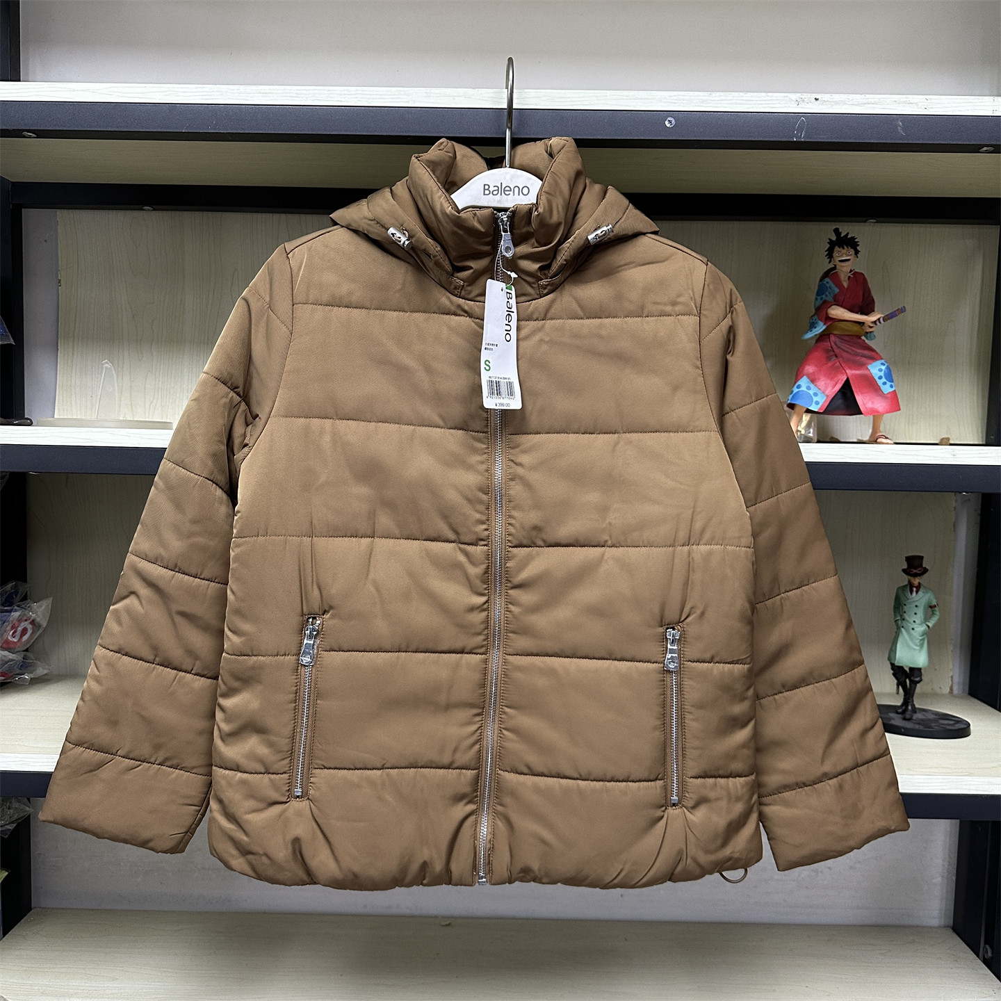 班尼路秋冬新款女装休闲轻盈保暖帽子可拆卸长袖夹棉外套88737914