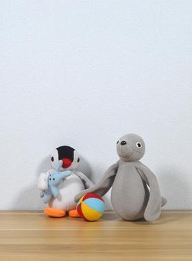 日本卡通pingu企鹅家族周边毛绒摆件挂件捏捏叫pinga抱娃娃