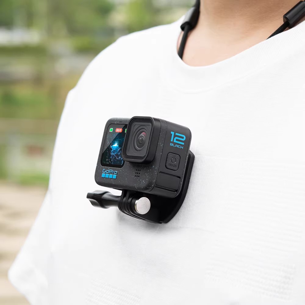 胸挂运动相机视角脖挂影石