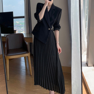 胖mm大码女装秋西装连衣裙200斤韩版收腰显瘦百褶过膝中长款裙子