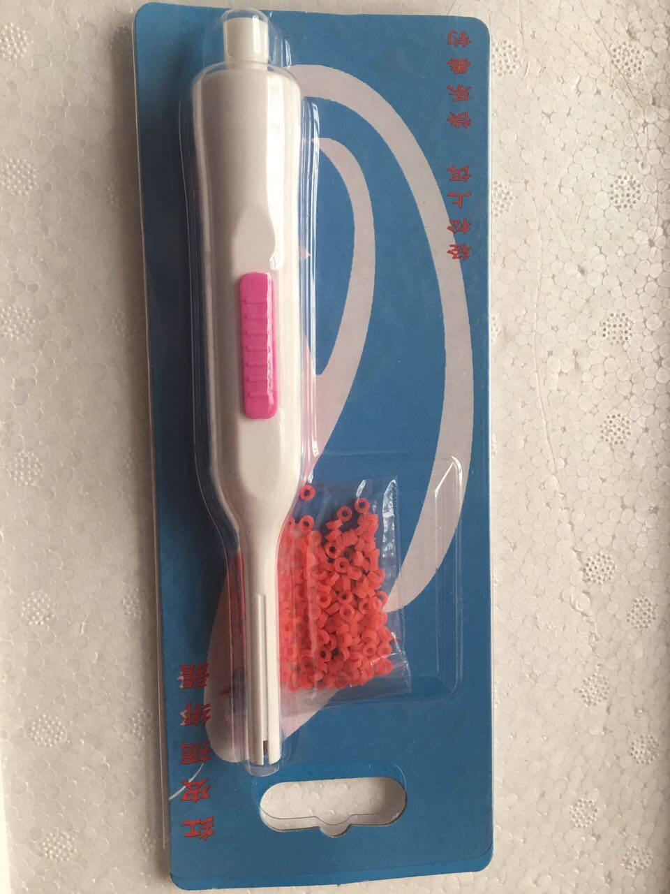 新型红虫上饵器 挂钩器 红虫夹 特价