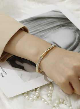 欧美手镯高级感个性夸张玫瑰金手镯e人开口电镀Bangles外贸手镯旅