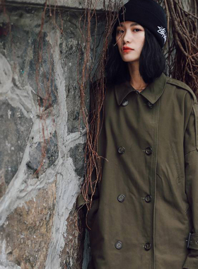 春季新款超长肩章夸张袖军绿色休闲风衣中长款宽松百搭双排扣大衣