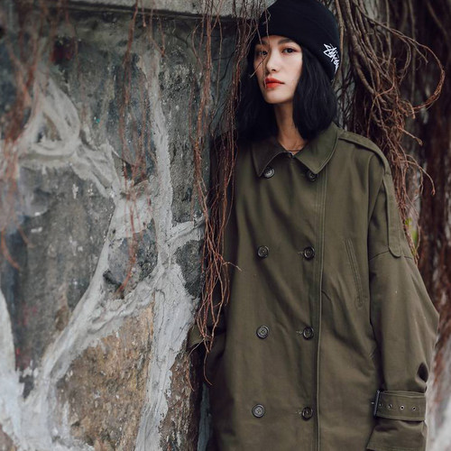 春季肩章军绿色休闲女式外套休闲
