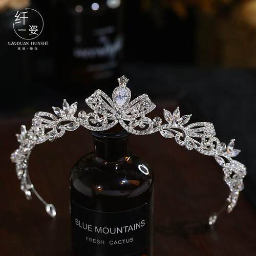 气质简约锆石蝴蝶结皇冠新娘头饰