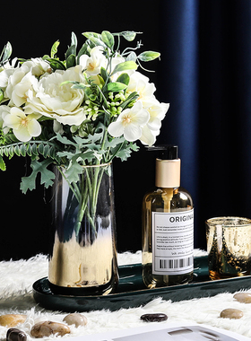 美式风花艺卫生间样板房软装托盘