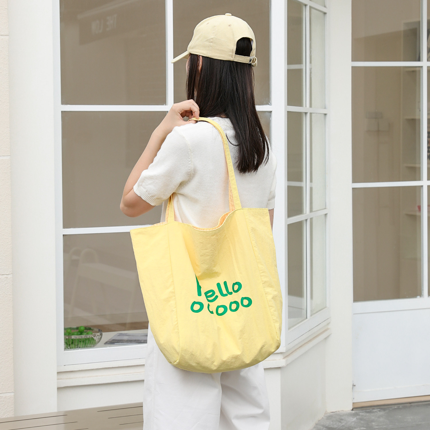 日系百搭ins字母托特包女轻便尼龙布单肩腋下包双面背条纹购物袋,箱包皮具/热销女包/男包,托特包,淘宝优惠券,粉丝福利购,淘宝优惠卷