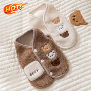 秋冬卡通小熊绣花狗狗衣服加厚保暖绒衣马甲中小型泰迪宠物猫衣服