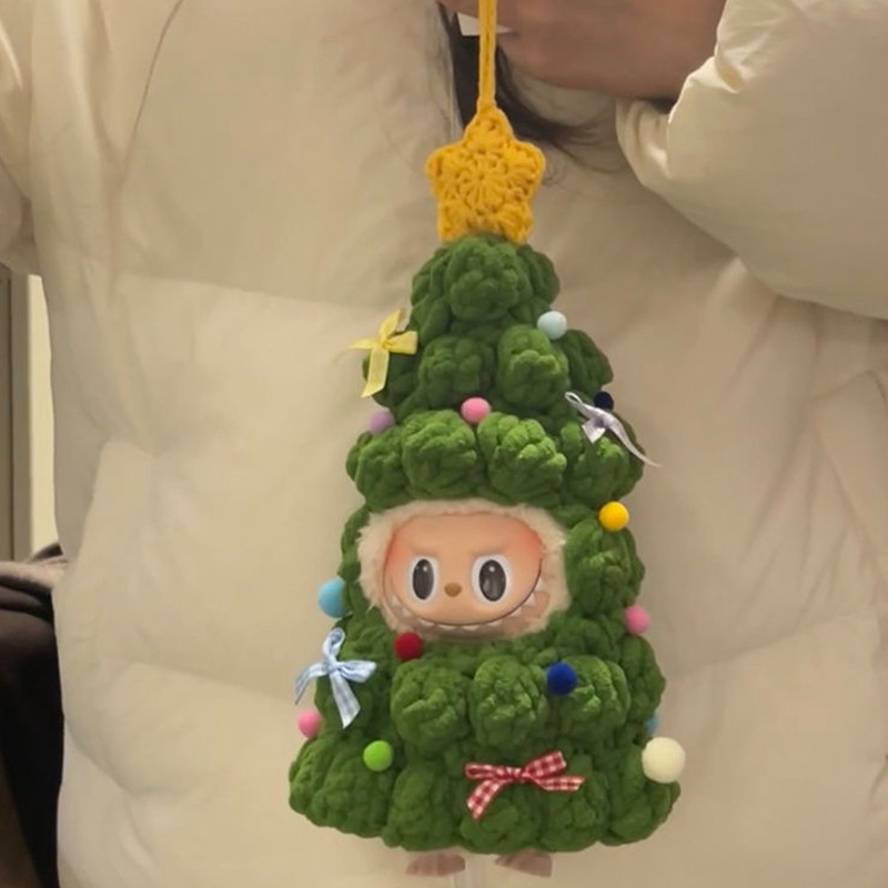 圣诞树款手工编织娃娃衣服