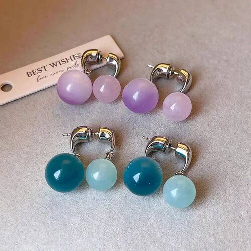 A pair of New French style fashionable luxurious and high-en