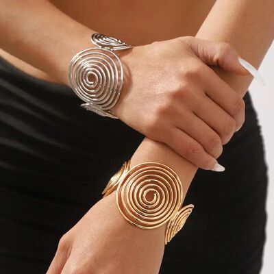 Simpliciy Meal Wave Spiral Circle Opening Braceles for Women