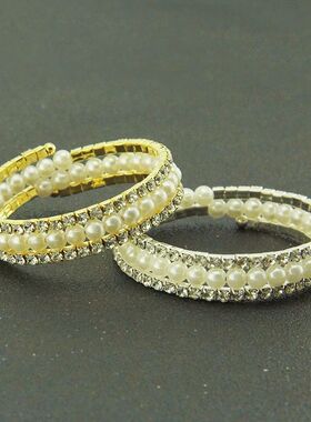 Fashionable, versatile, personalized pearl three-layer spira