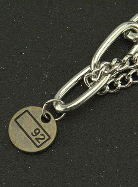 Fashionable and creative glossy small round tag men's and wo