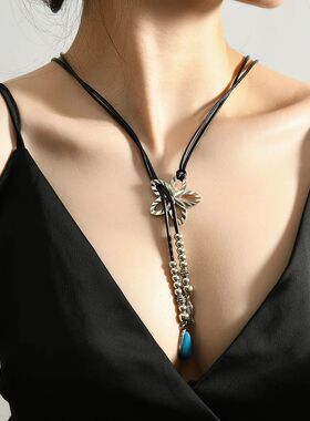 Rero Luxury wih a ouch of elegance Suble design sense Flower