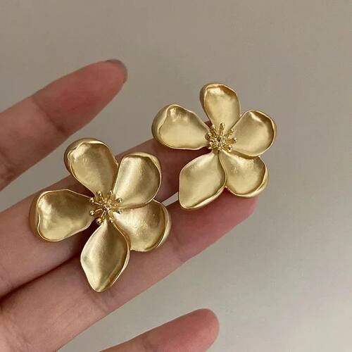 2024 Gold Color Matte Texture Metal Flower Retro Earrings fo