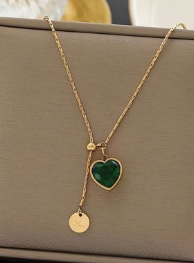 European and American Fashion Heart Circle Pendant Necklace,