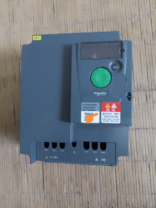 施耐德变频器ATV310系列750W1.5kw2.2kw3kw4kw5.5kw二手包好