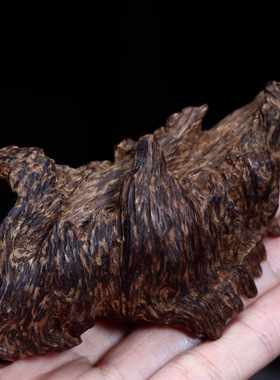 天然达拉干吊坠达拉干沉香那女