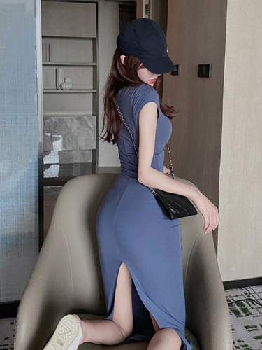 开衩包臀连衣裙显瘦修身一步裙女