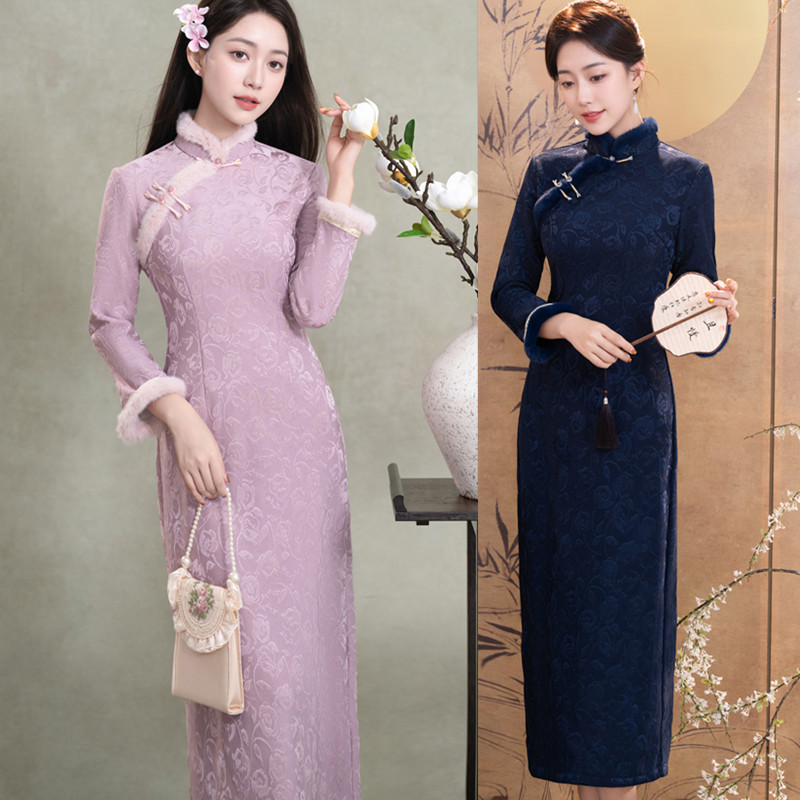 2025冬季新款针织加绒加厚毛领长款温婉日常文艺风气质旗袍连衣裙