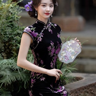 高档短袖丝绒旗袍长款日常复古国风妈妈改良气质修身年轻款连衣裙