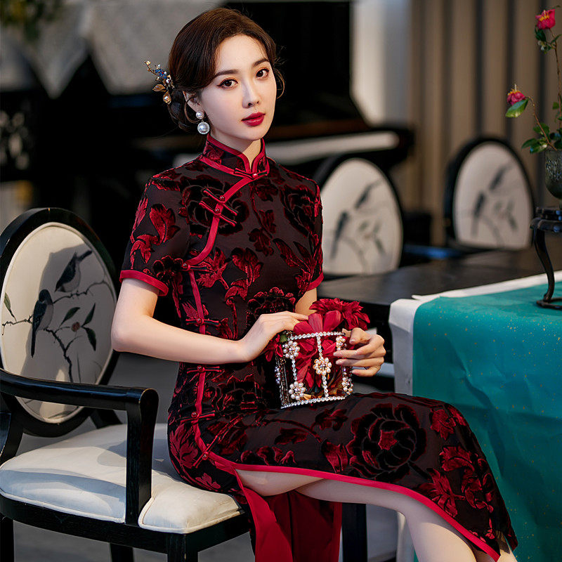 复古老上海真丝绒旗袍2022年新款气质优雅民国女改良版连衣裙长款