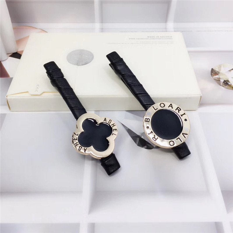 潮流爆款韩国韩版发饰简约圆牌字母边夹皮质鸭嘴夹刘海夹新品包邮