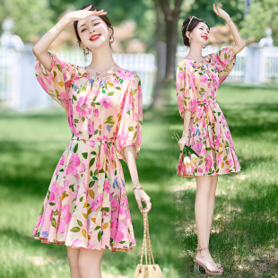 雪纺碎花连衣裙女夏季2025新款高级感小个子气质减龄遮肚显瘦裙子