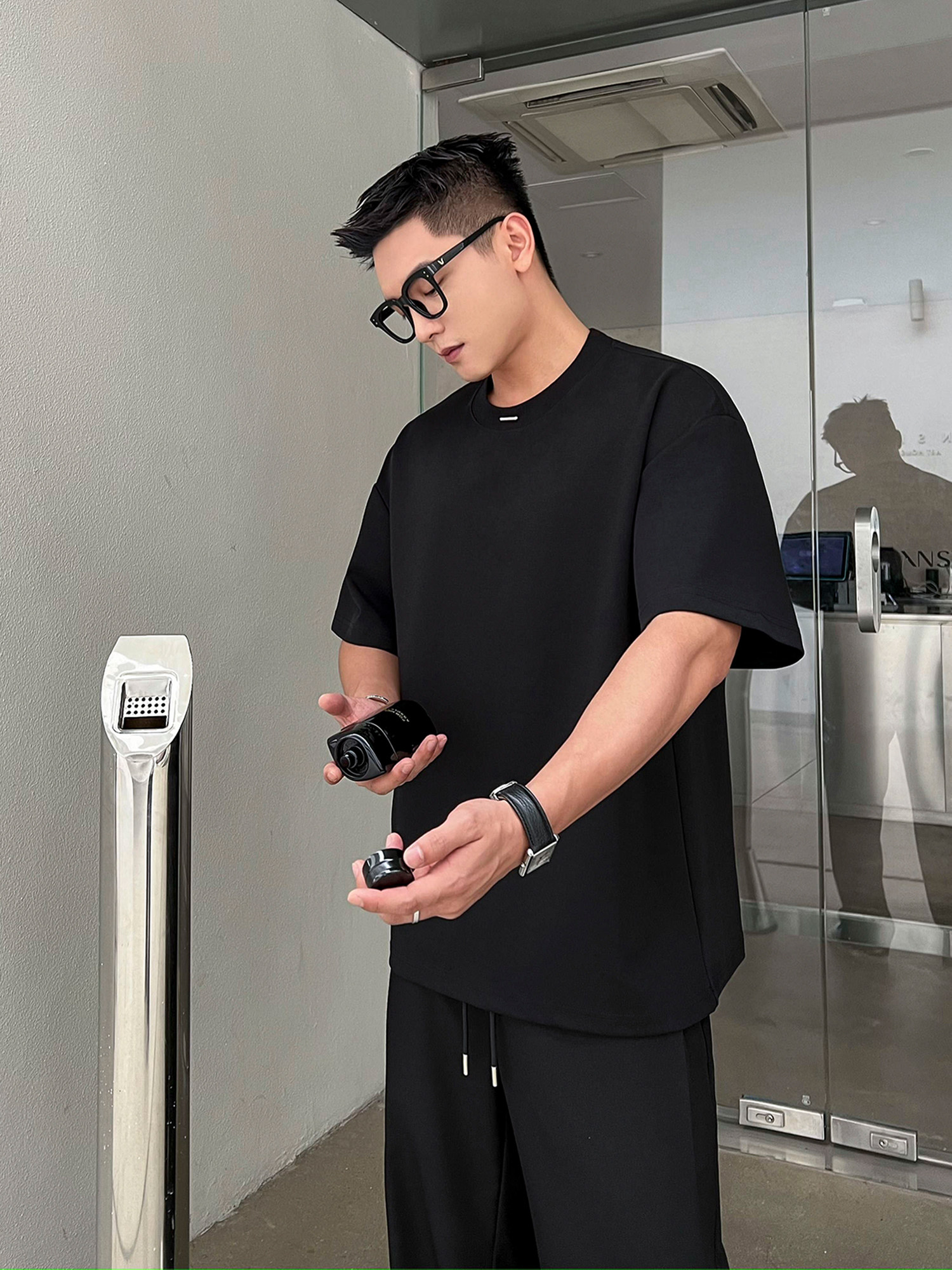 二十二号穿搭钢标设计t恤宽松休闲男士短袖重磅纯色圆领半袖上衣