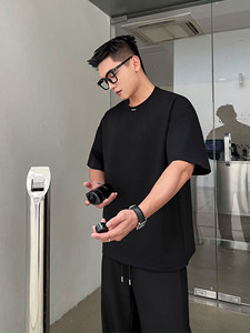 二十二号穿搭钢标设计t恤宽松休闲男士短袖重磅纯色圆领半袖上衣