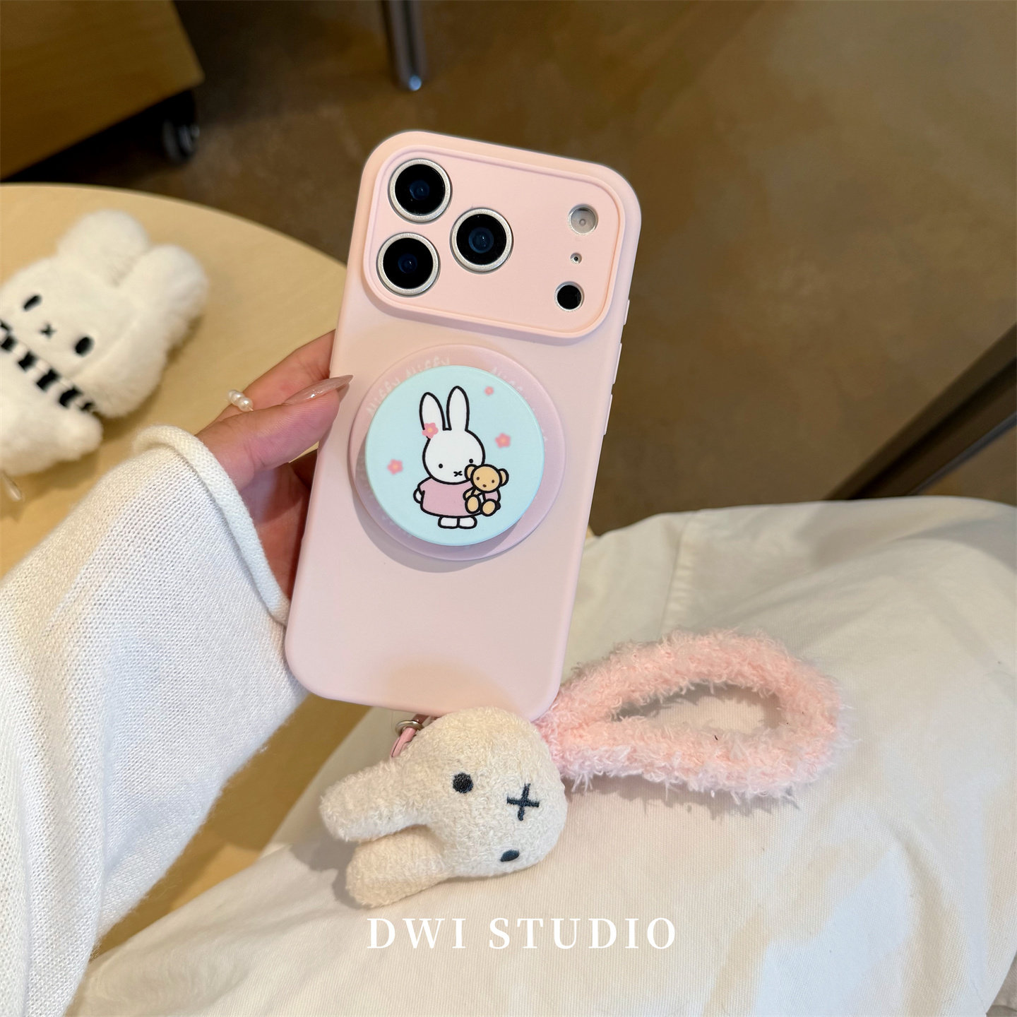 DWI STUDIO可爱粉色磁吸米菲毛绒挂绳手机壳17promax全包按键适用苹果16promaxiPhone16壳15/14,3C数码配件,手机保护套/壳,淘宝优惠券,粉丝福利购,淘宝优惠卷