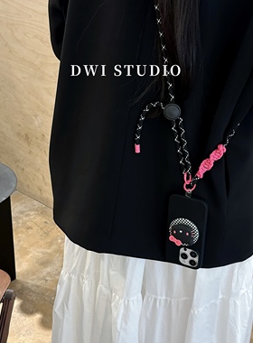 DWI STUDIO斜挎黑粉Kitty挂绳磁吸支架手机壳16promax适用苹果15promax/13新款iPhone17pro液态硅胶17promax
