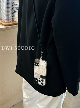 DWI STUDIO小众黑色拼接磨砂斜挎手机壳16promax/14适用苹果15pro/15promax/13新款iPhone16双层印花壳