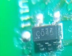 C04* C045 C04F SN74LVC1G04DBVR 比亚迪新能源充电机三极管