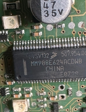 MM908E624ACDWB 汽车电脑板芯片 全新