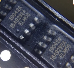 10042宝马发动机电脑板通讯芯片