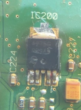 TLE4275G 4275G TO252 汽车稳压贴片管 贴片小4脚半