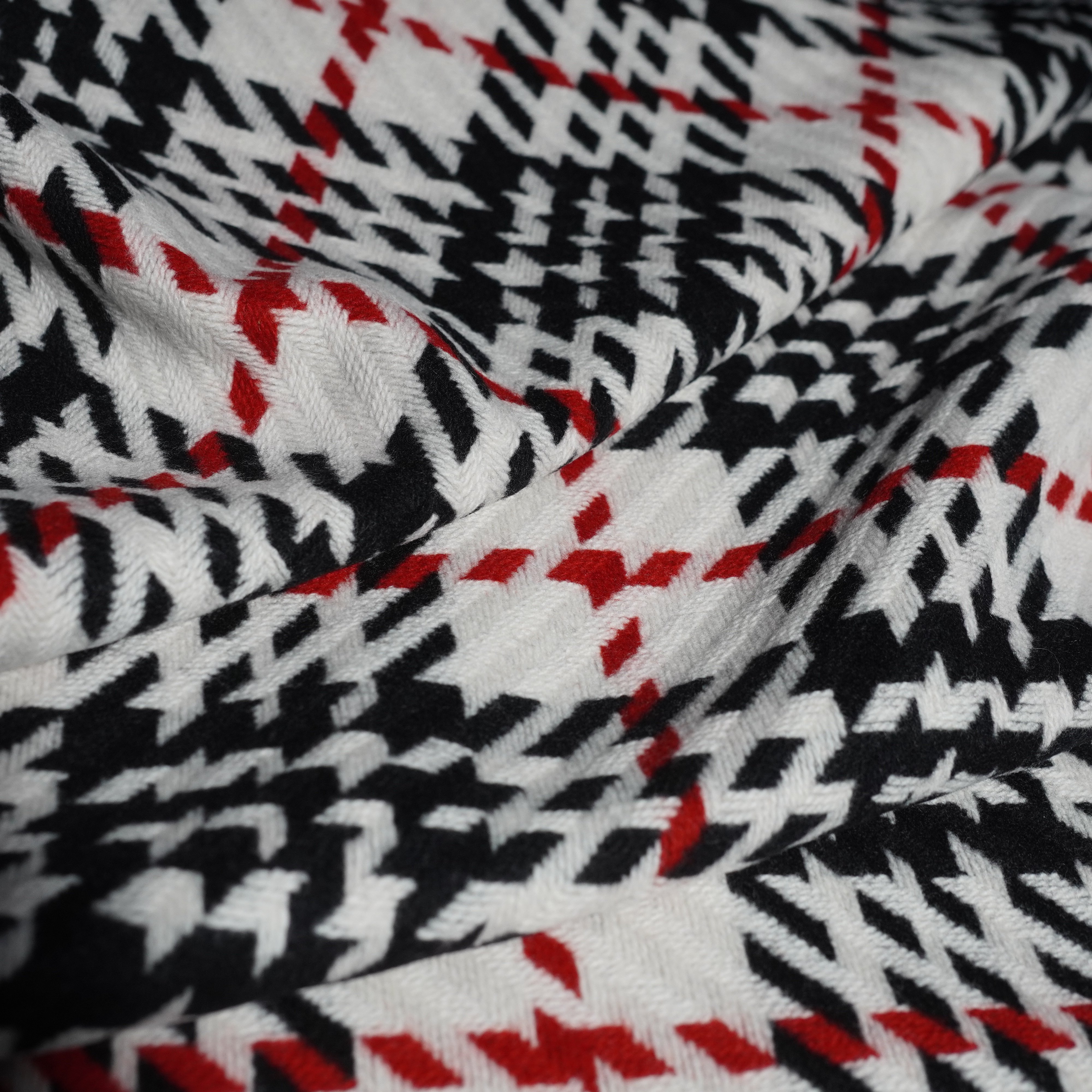 130号黑白红提花羊毛羊绒 740g/1.8m 100%羊毛 不可剖,纺织面料/辅料/配套,毛呢布料,淘宝优惠券,粉丝福利购,淘宝优惠卷