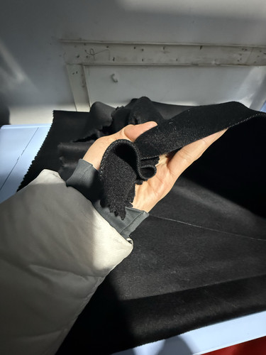 88号炭黑长毛澳绒，手软亮，享受手缝双面羊绒大衣乐趣的，2.5米