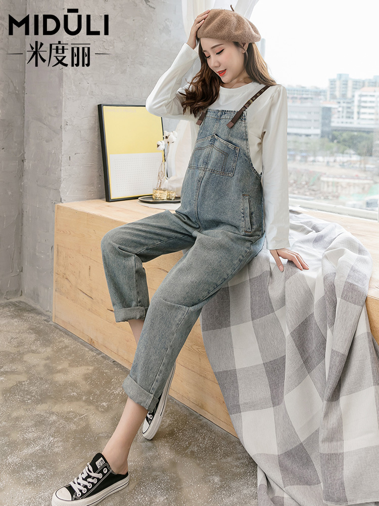 Pregnant woman holding baby bag pants wear fashion jeans Summer pregnant woman pants Pants Maternity clothes spring and summer fashion mom summer clothes