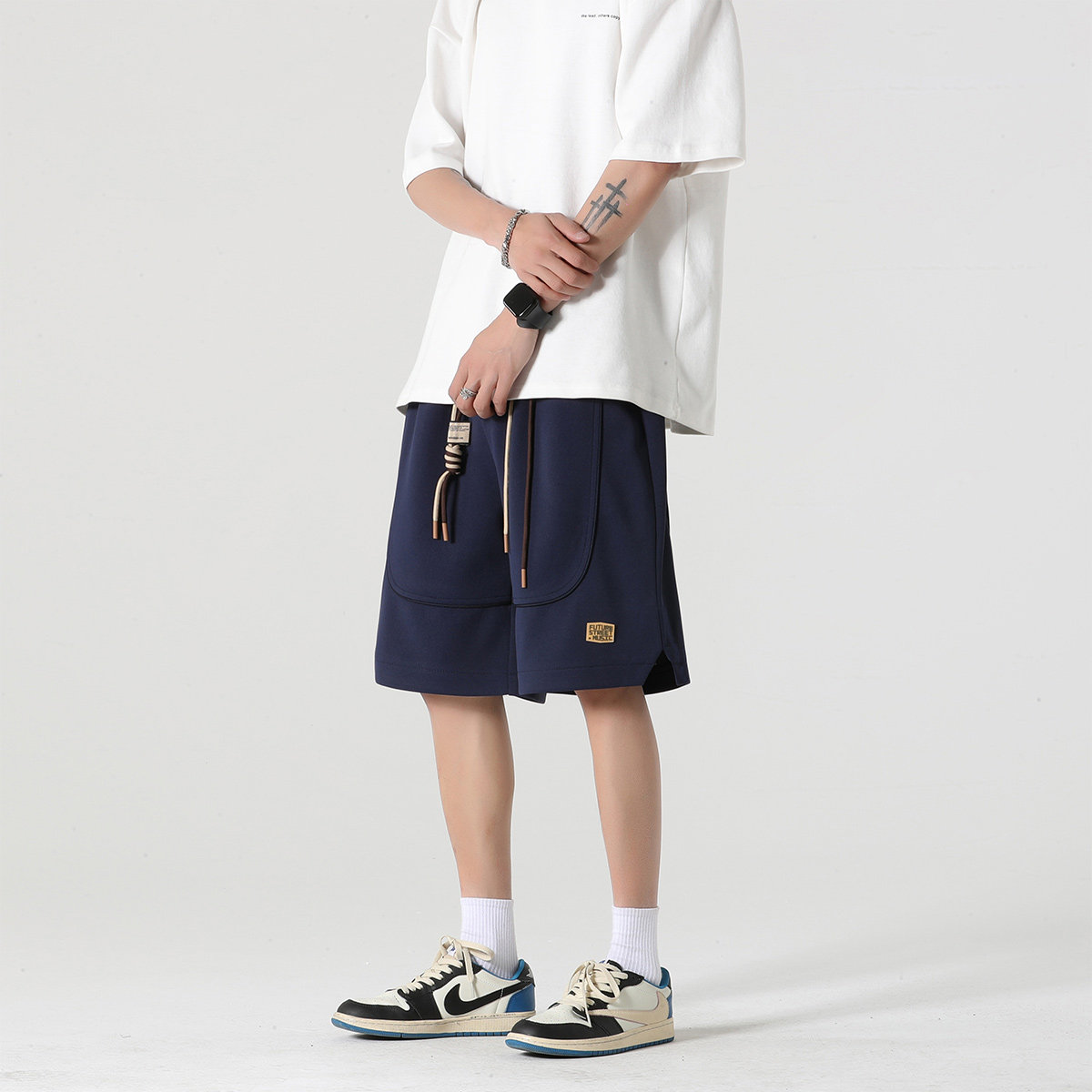 抖音品质A107-K23807-特P25菠萝格:93%聚酯纤维7%氨纶短裤,男装牛仔裤,电商A107