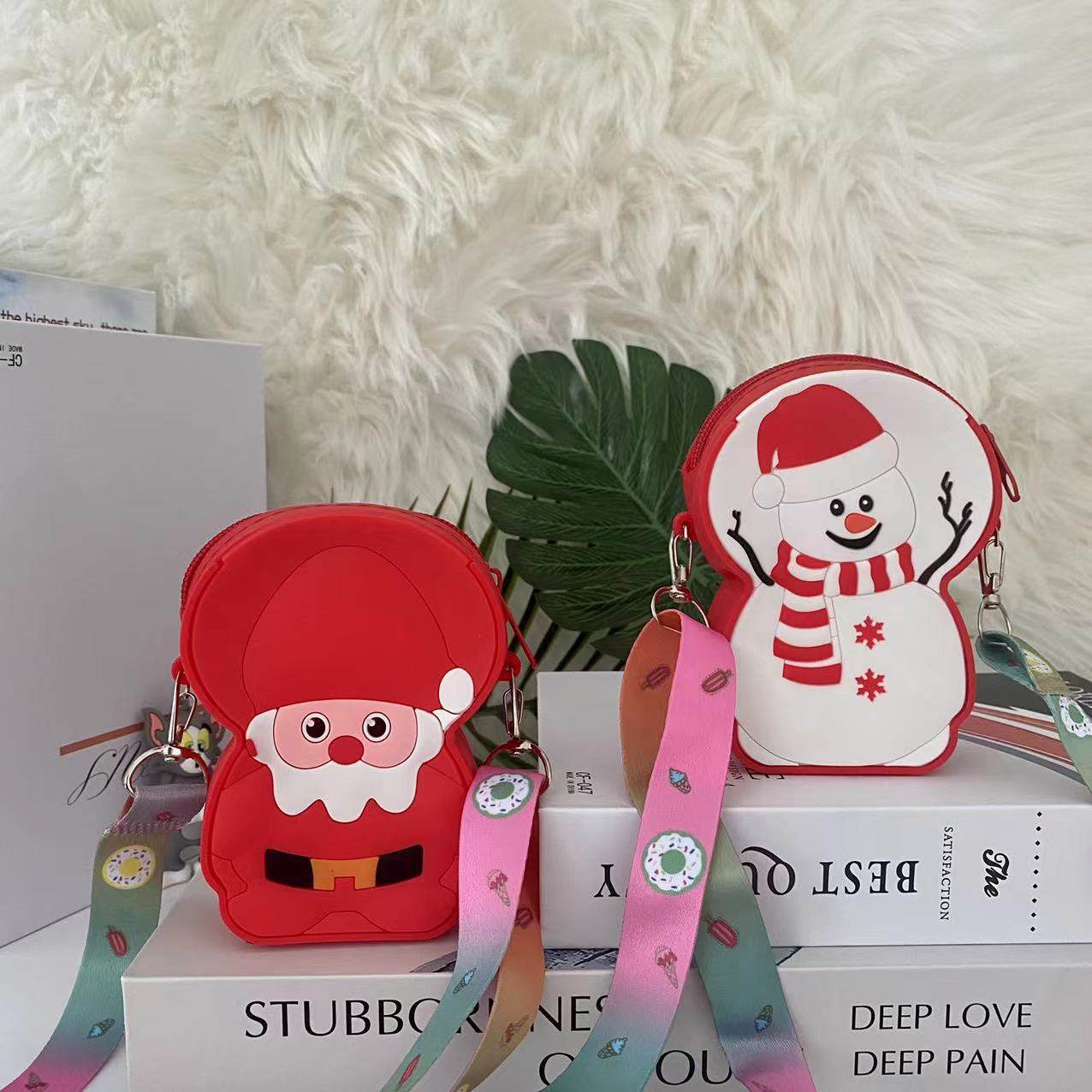 圣诞可爱儿童包包很可爱哟