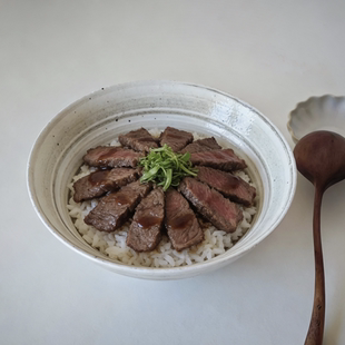 诺裔家 日本器 樱山窑尾形篤刷痕粉引技法亮釉手工拉坯拉面汤羹碗