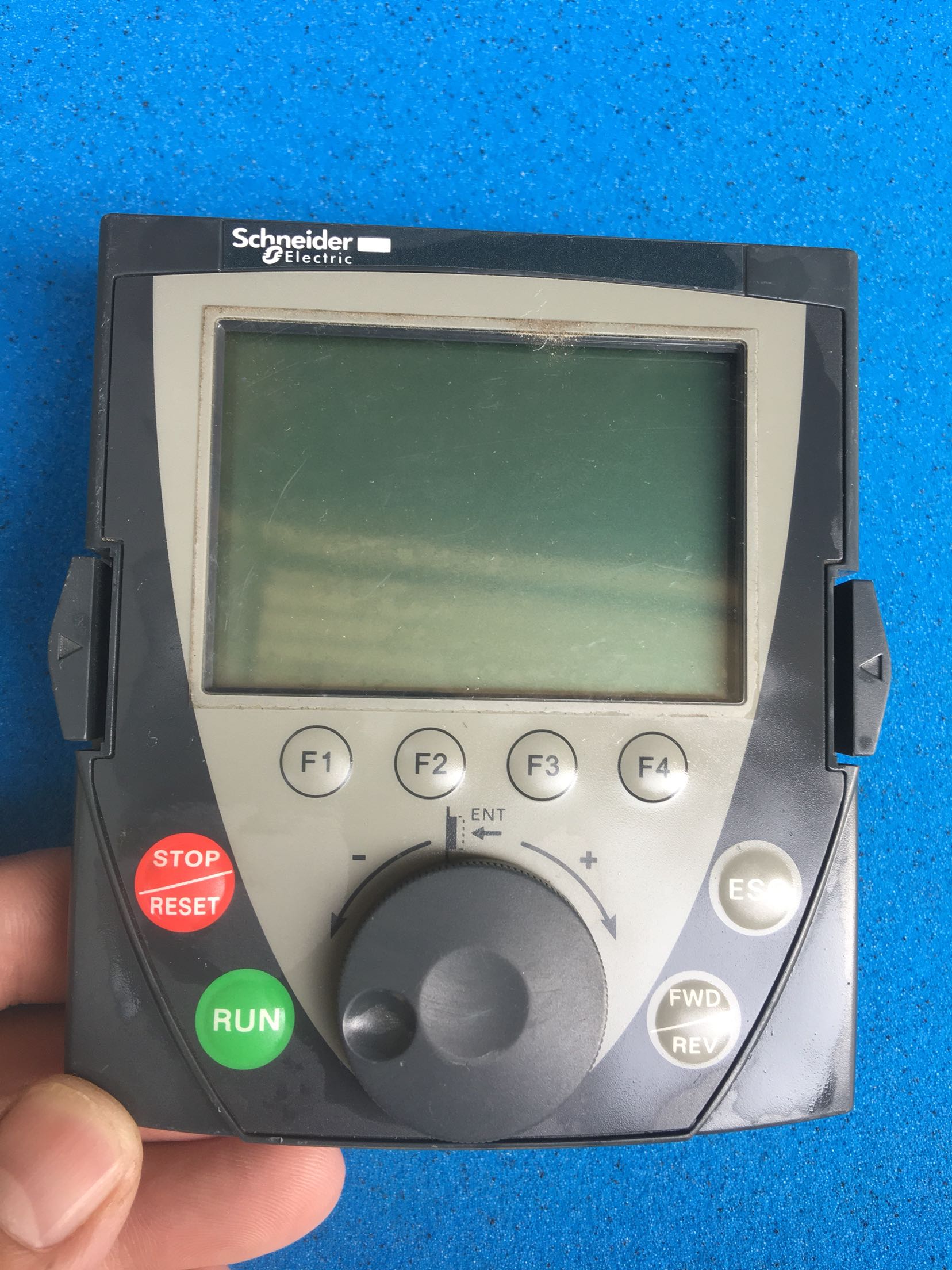 施耐德变频器ATV61和ATV71系中文显示面板/控制盘/显示器VW3A1101