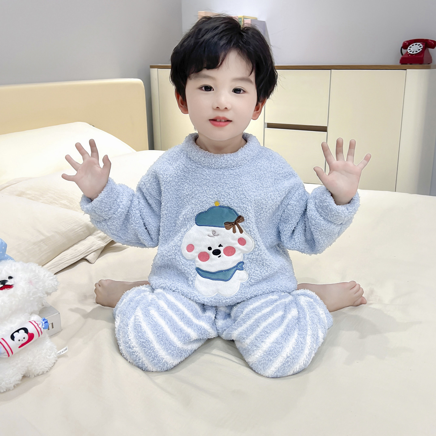 男童睡衣套装儿童珊瑚绒秋冬新款