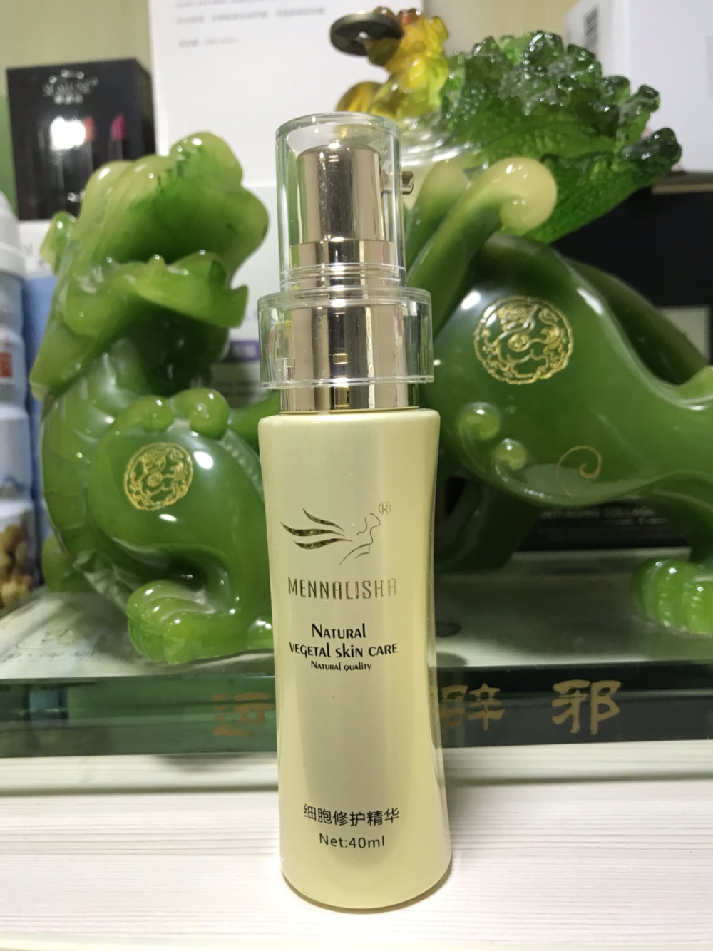 梦娜丽莎促销细胞修复精华40ml 修复抗敏补水