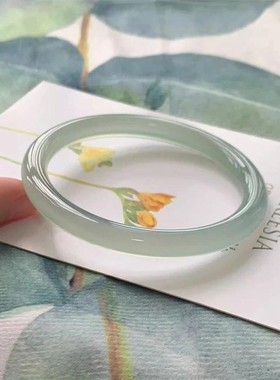 远山黛玉髓玛瑙湖水绿冰种手镯