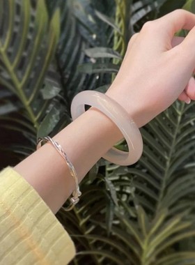 白月光冰透荔枝冻玛瑙手镯子显白