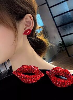 韩茹水钻甜美不锈钢针女闪