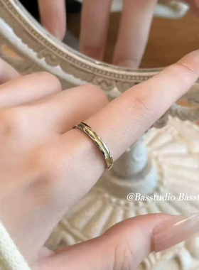 Basstudio 一米阳光素圈戒指韩版小众轻奢情侣对戒钛钢镀18k金